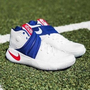 Boys Nike Kyrie 2 USA Basketball Shoes